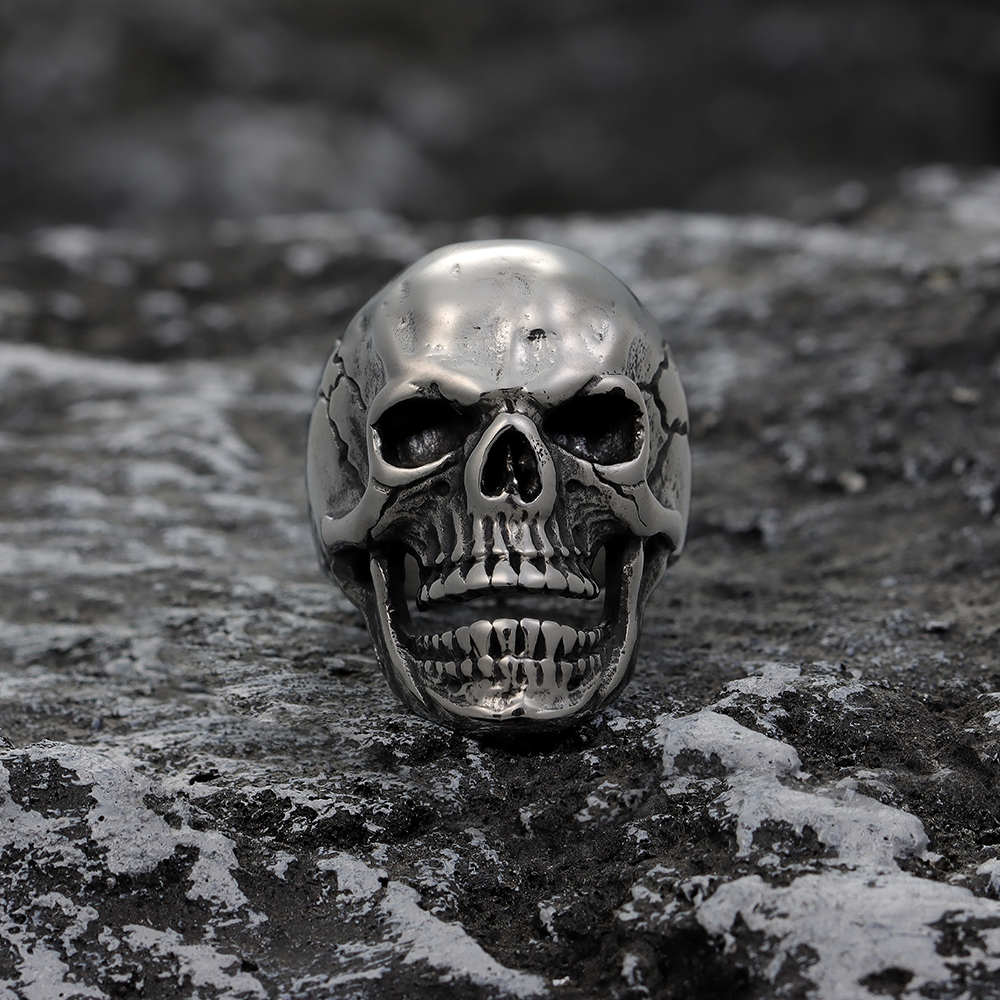 Fierce Face Skull Ring